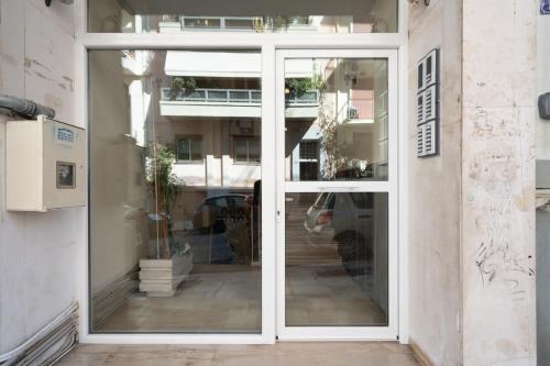 Luxury Comfort in Athens - 5mins to Varnava Square, Athens (photo 9)