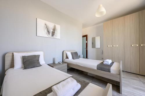 F9 Room 3, Private Room two single beds with shared bathroom in shared Flat, Msida (fotografie 3)
