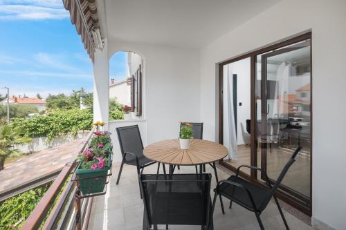 Apartments Špadići - main image
