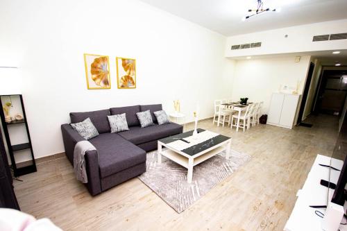 Newly furnished brand new 1BHK in Al Warsan, Dubai (foto 9)