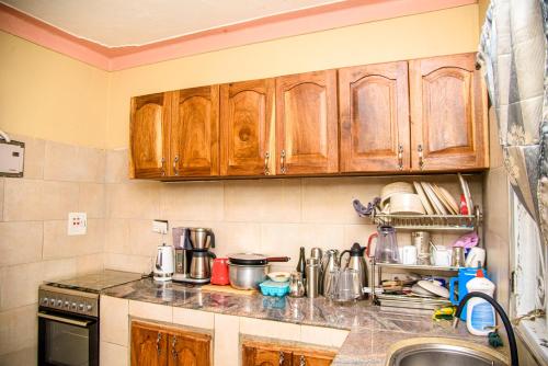 keittiö, Ore-home stay in Soroti