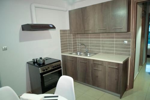 Lak Peristeri Homes 50m from metro station, Atény (fotografie 3)