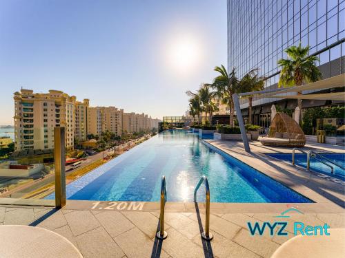 The Palm Tower Luxurious Studio Panoramic Palm View - Direct Nakheel Mall Access - image 4