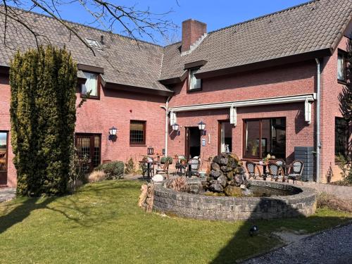 A szálláshely kívülről, Hotel Schilberg in Slenaken