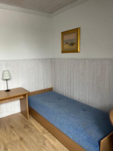 2 bedrooms, 3 beds