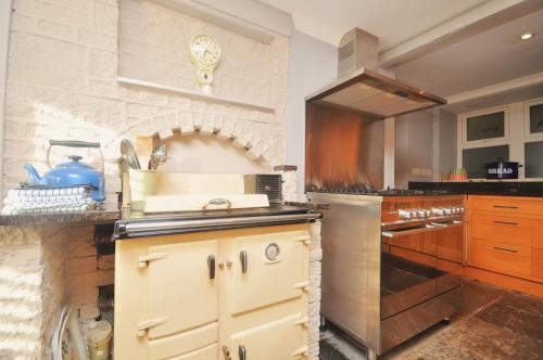 Woodbank Cottage - Cosy Cottage Retreat in 纽顿斯图华特