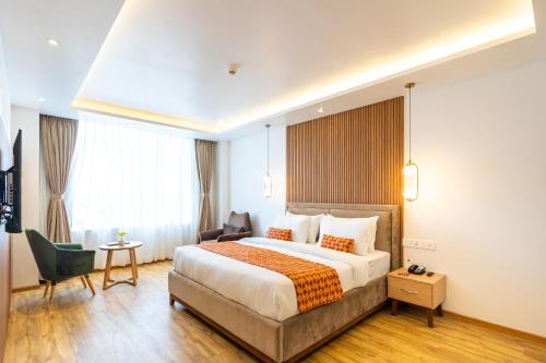 room detail thumbnail 1