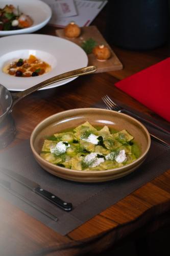 Avec Hotel Avec Hotel