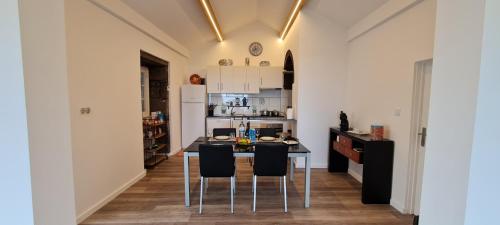 ห้องครัว, Casa Miramar in อัลการ์เวีย