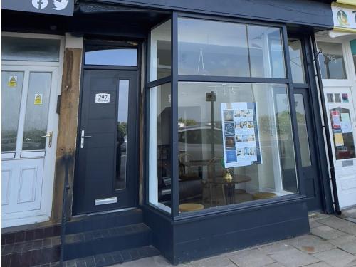 Exterior view, Eden Retreats Serviced Apartments in Lancaster