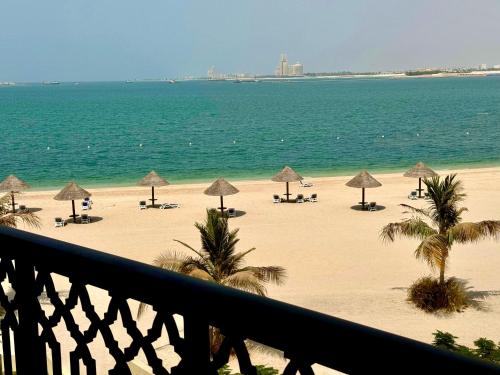 Live so close to beach - Al Marjan Island Live so close to beach - Al Marjan Island