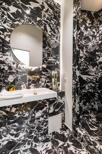 Chic house - 3BR 8P - Ternes Arc de Triomphe - image 10