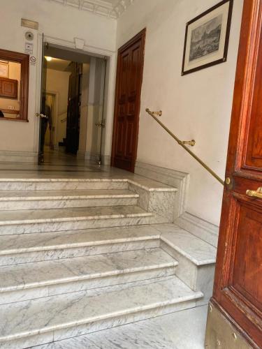 YouRoominRome 4
