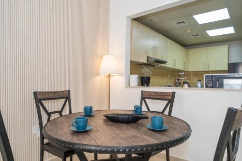 Live so close to beach - Al Marjan Island Live so close to beach - Al Marjan Island