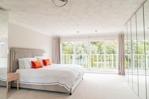 Riverside Bliss in Windsor, 5 Bed, Secure Parking, Windsor (zdjęcie 9)