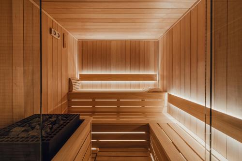 sauna, PURO Warszawa Stare Miasto near Monument to the Warsaw Uprising