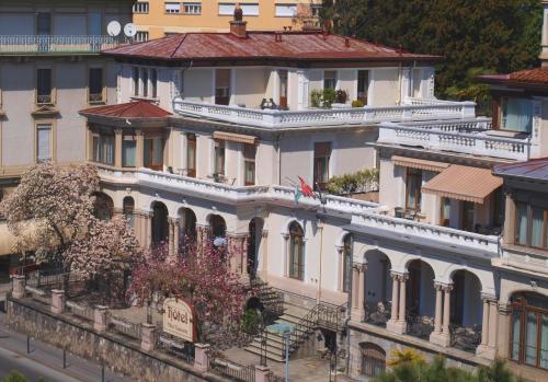 Villa Toscane - Hotel - Montreux