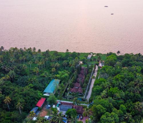 入口, 天堂度假村 (Paradise Resort) in 庫瑪拉孔