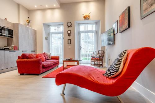 Unique Two Bed Holiday Home in Edinburgh