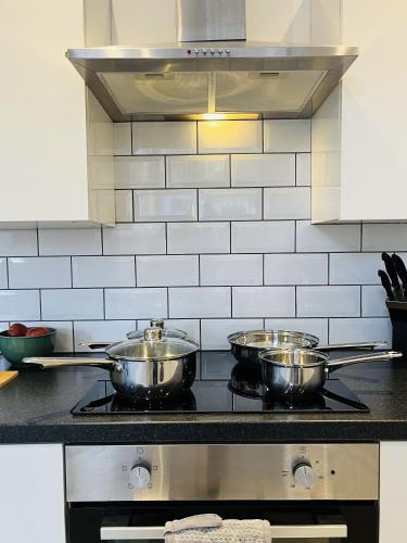 Kitchen, Ideal 3 bed pay-as-you-stay home in Wigan sleeps 6 in Wigan West