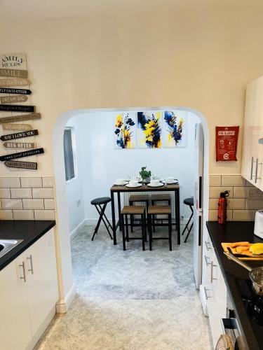 Facilities, Ideal 3 bed pay-as-you-stay home in Wigan sleeps 6 in Wigan West