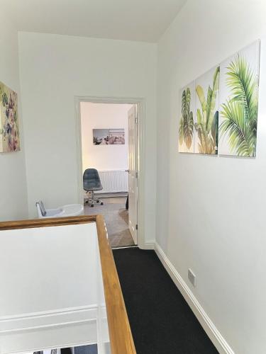 Facilities, Ideal 3 bed pay-as-you-stay home in Wigan sleeps 6 in Wigan West