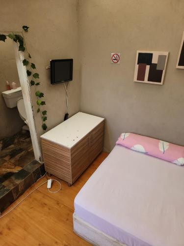 Chikos accomodation in Rustenburg