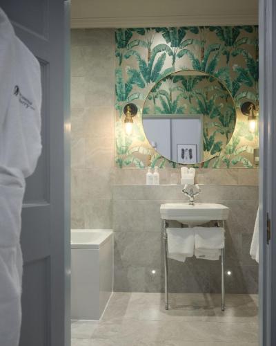 The Queensberry Hotel - image 13