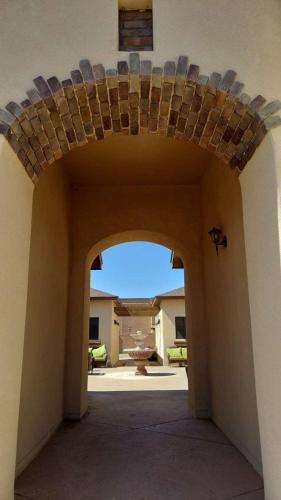 Modern & Fully Equipped Villa in Hobbs Unit D