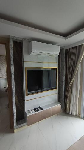 Dusit Grand Park 2