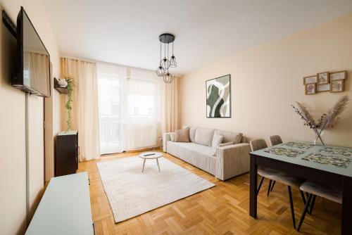 National Stadium Cozy Retreat Apartment by BookingHost, Varšava