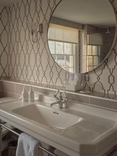 The Queensberry Hotel - image 4