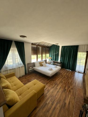 Hotel Natura in Vilanija