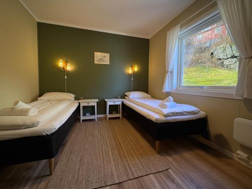 Svingen Guesthouse - Panoramic Fjord Views in Flåm 5