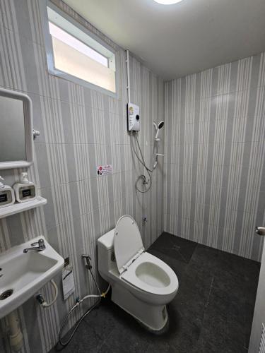 KK Poshtel