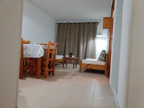 ห้องครัว, APCOSTAS Els Pins Lotus in บลาเนส