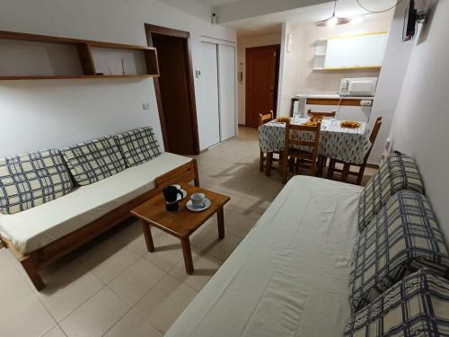 APCOSTAS Els Pins Lotus in บลาเนส