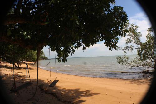 Exterior view, Umang-umang Chalet in Kuala Sungai Baru