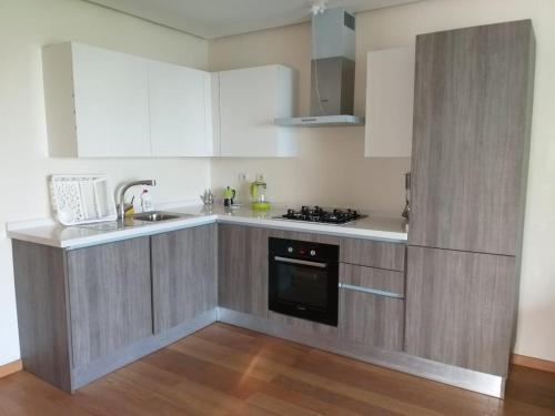 Stunning one bedroom flat at Casablanca Marina 10th floor Sea View, Casablanca (photo 3)