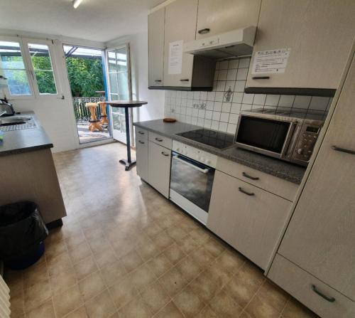 Interlaken Linda Inn Lodge - image 4