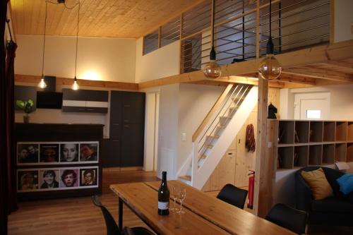 Sunny Loft mit wunderschöner Terrasse