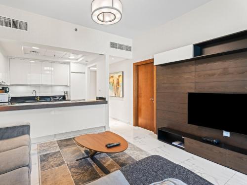 Elegant 1-BDR Retreat with Stunning Views -Noura Tower 37, Dubaj (zdjęcie 5)