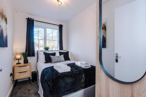 NEW!- 4 Bed 3 Bath House In Manchester by Greenstay Serviced Accommodation - FREE Parking - FAST 250 Mbps Wi-Fi - Ideal for Business, Families & Groups - Close to City Centre, Airport, Etihad Stadium, Manchester (fotografie 6)
