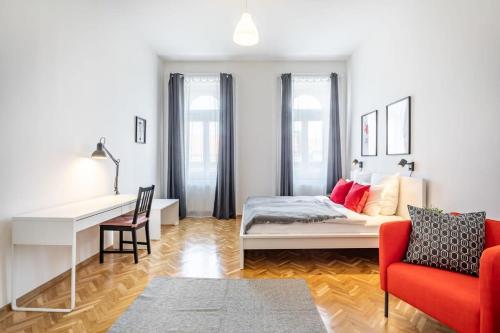 Excellent location magnificent flat - image 11