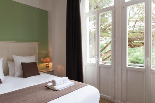 Chambre double, vue sur le jardin