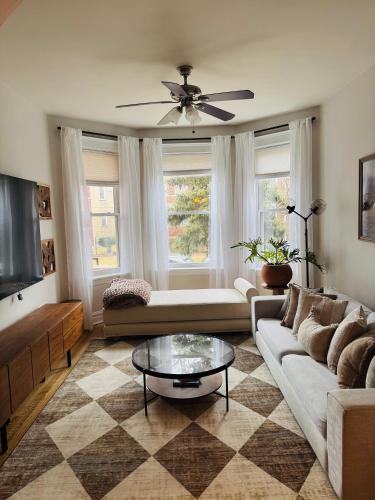 The Avondale Retreat – khách sạn tại Logan Square