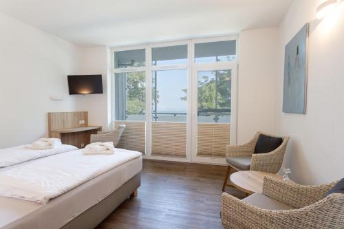 Double Room with Balcony - 1