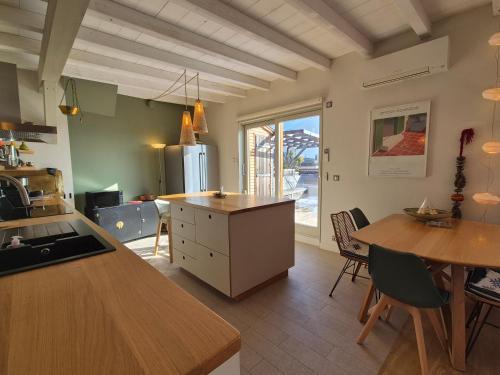 Plein centre ville, Sublime appartement avec terrasse - Bourg Saint Maurice in Bourg-Saint-Maurice City Center