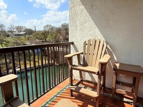 Riverfront condo downtown newbraunfels in New Braunfels, USA