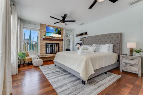 Relax in a Private 4BR Oasis Pool Fire Pit & BBQ, Sarasota (foto 4)